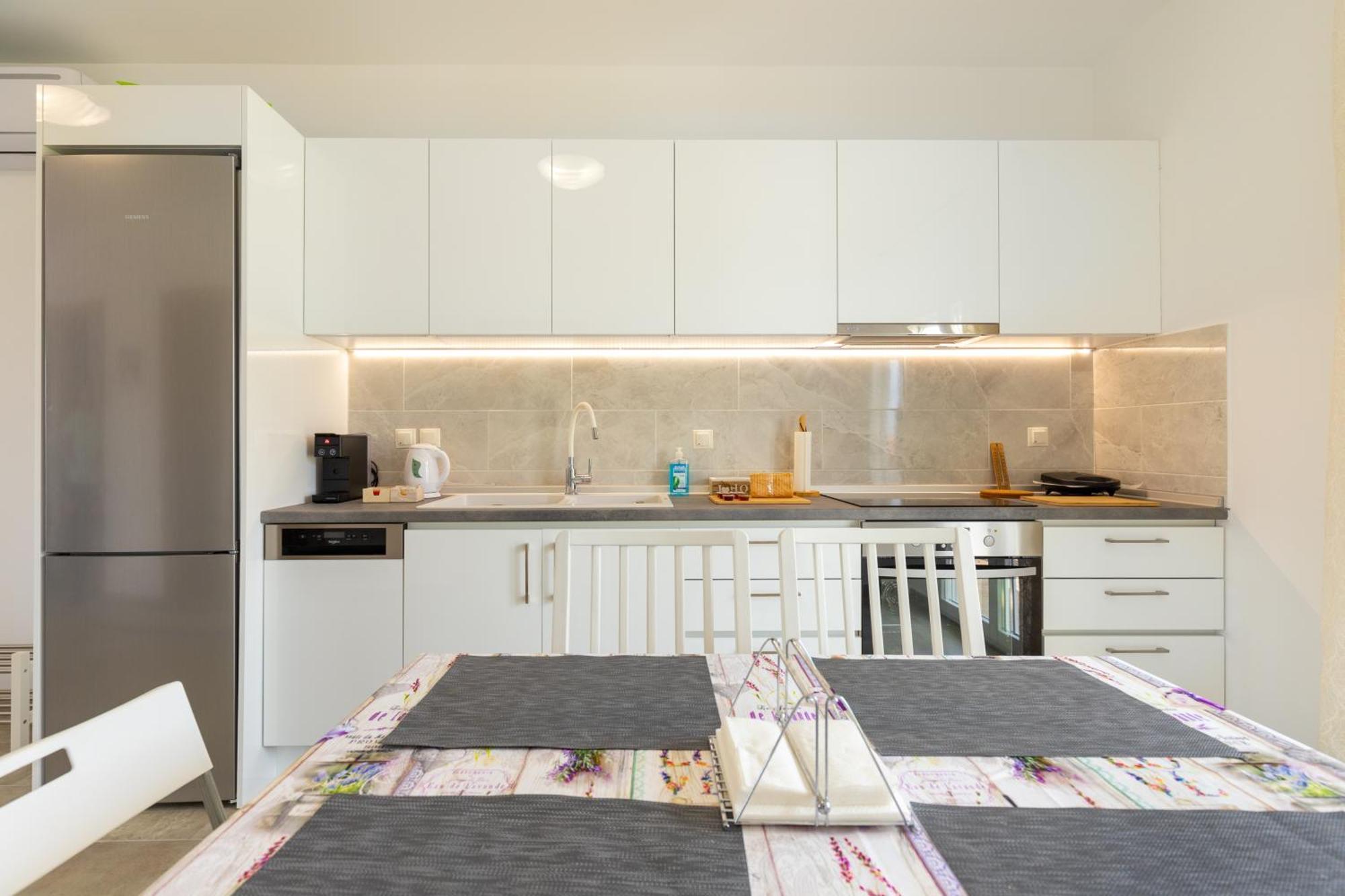 Countryside Apartments First Floor Tríkala エクステリア 写真